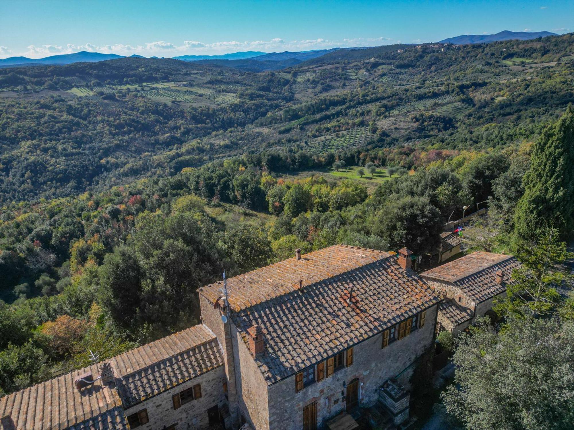 Villa Agriturismo Antico Borgo Montacuto Pari Exterior foto