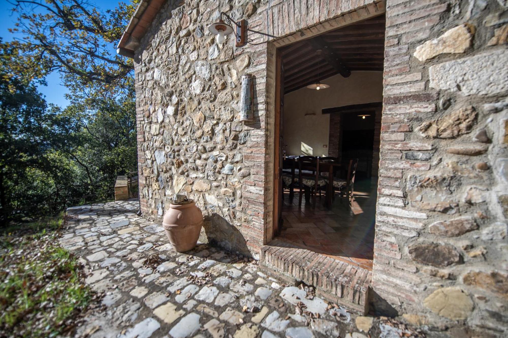 Villa Agriturismo Antico Borgo Montacuto Pari Zimmer foto